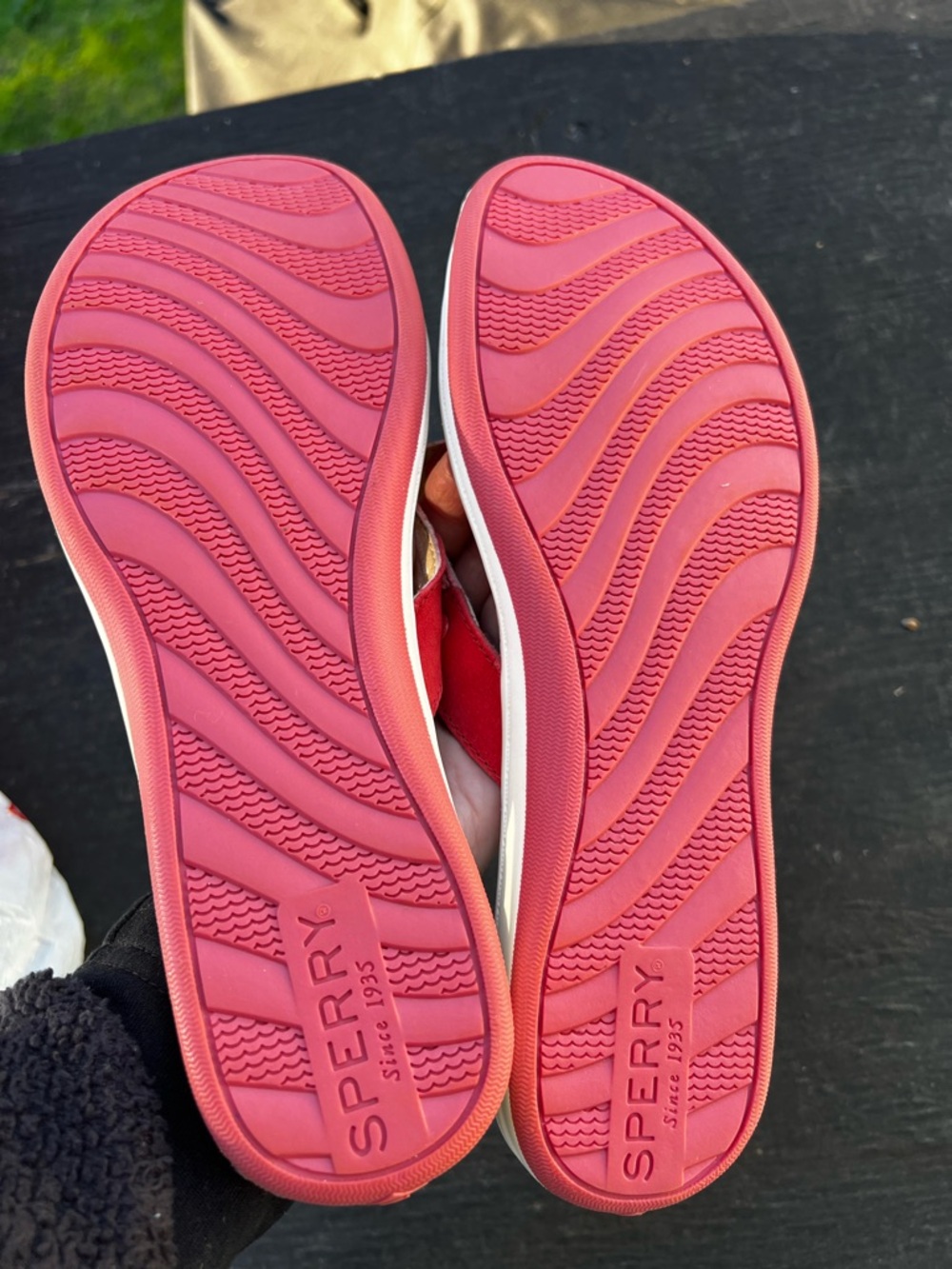 Sperry Women's Coral Red and Light Gray Flip Flop Sandals - Picture 4 of 7